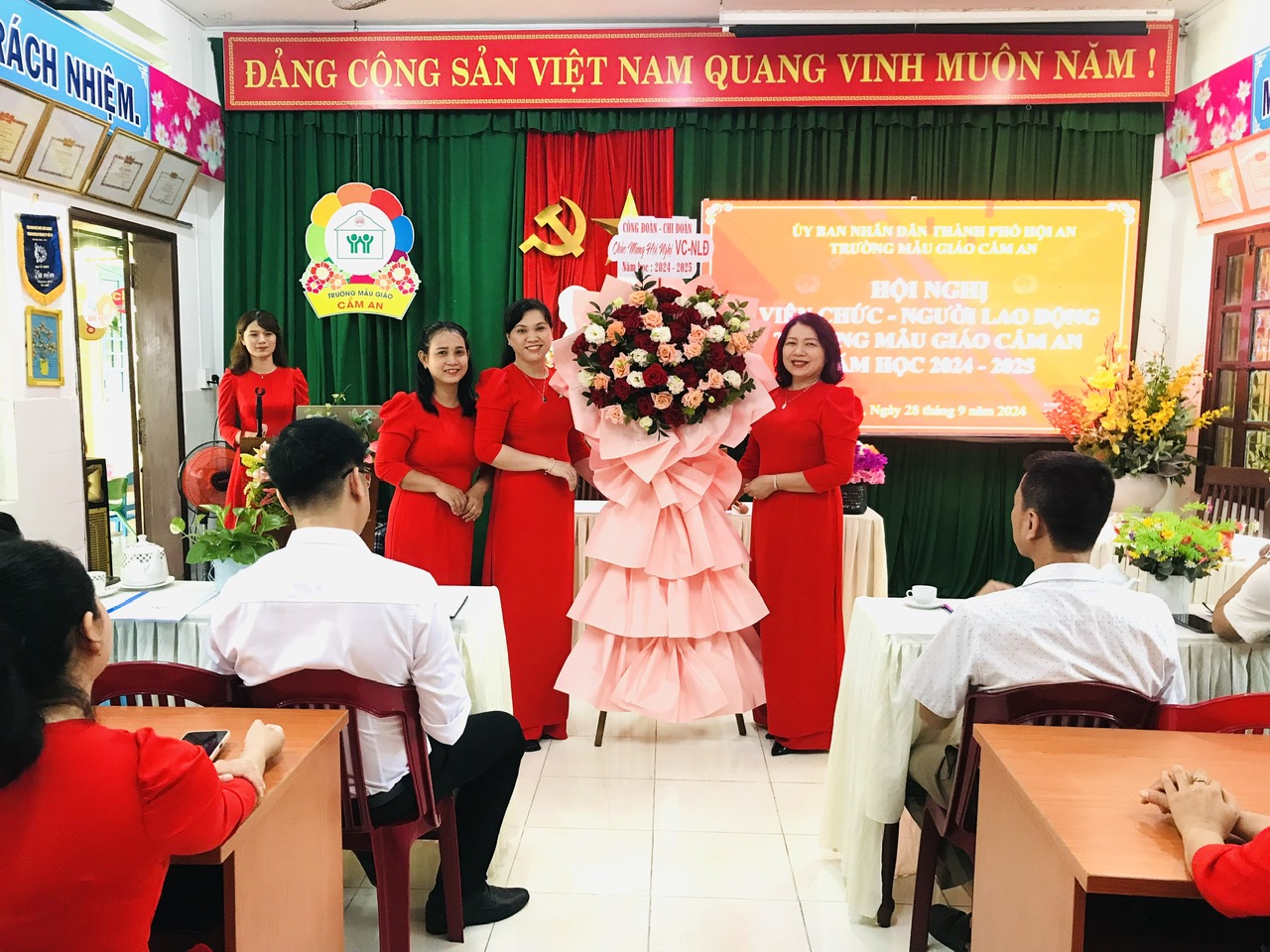 anh tin bai
